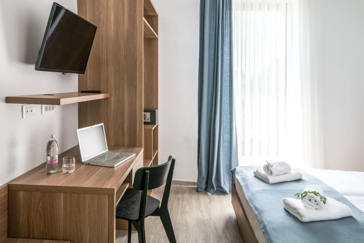 B&B Pod Vrbo Λιουμπλιάνα 0*,